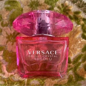 Versace Bright Crystal Absolu perfume